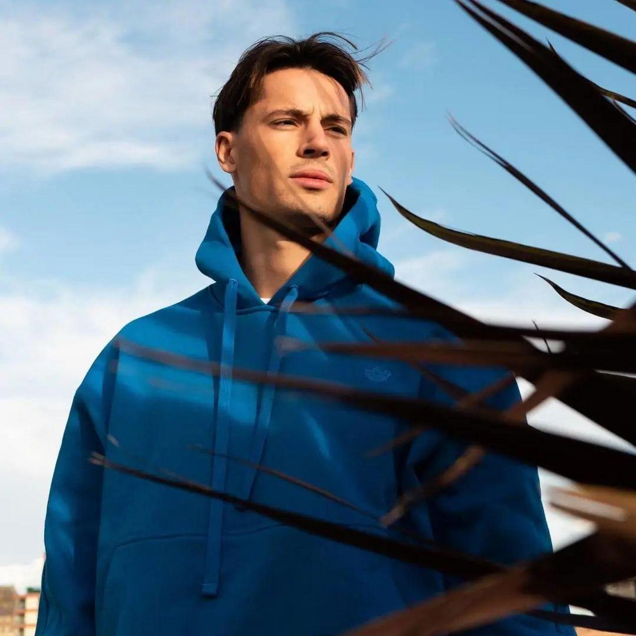 德国的足球运动员科赫 robin koch,挺帅一男的.