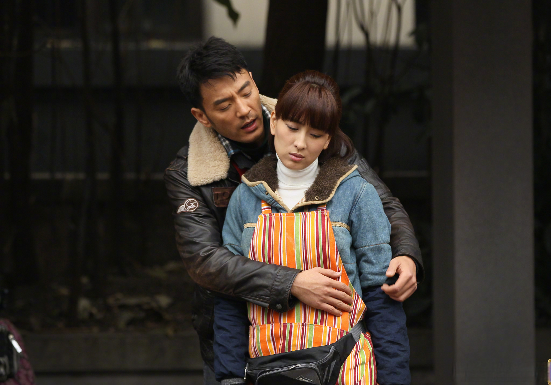 小辽剧好看##电视剧团圆饭在辽宁卫视开播#02何泓姗一早去上学后就