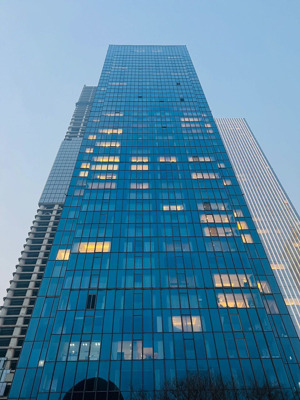 202295地标超高层进度篇(2)青岛深蓝中心 项目名称:绿城·深蓝中心