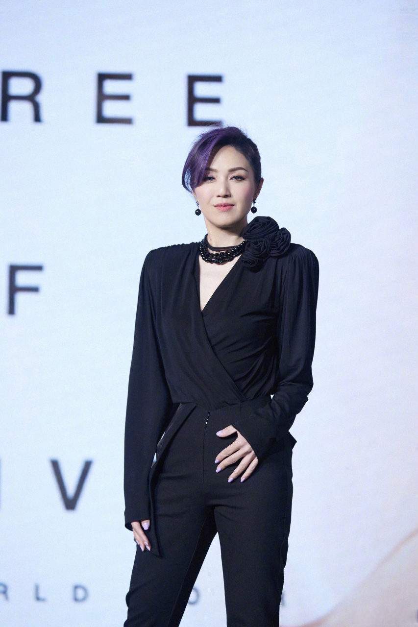 今日終於可以正式和大家宣佈杨千嬅mytreeoflive世界巡回演唱会正式