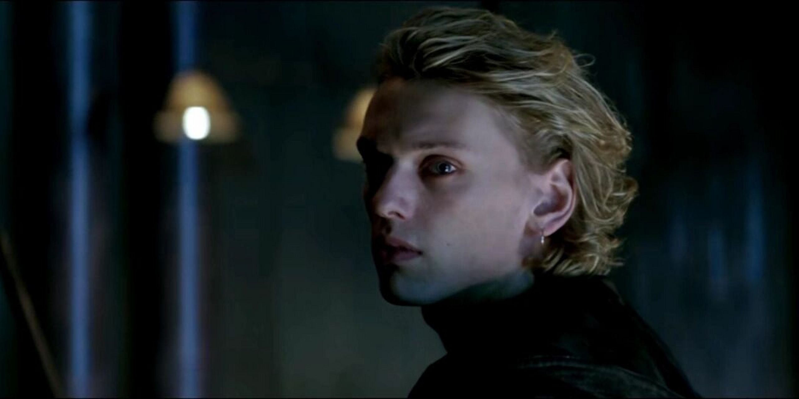 《圣杯神器:骸骨之城》 ·坎贝尔·鲍尔 整部电影都在感叹男主好帅!