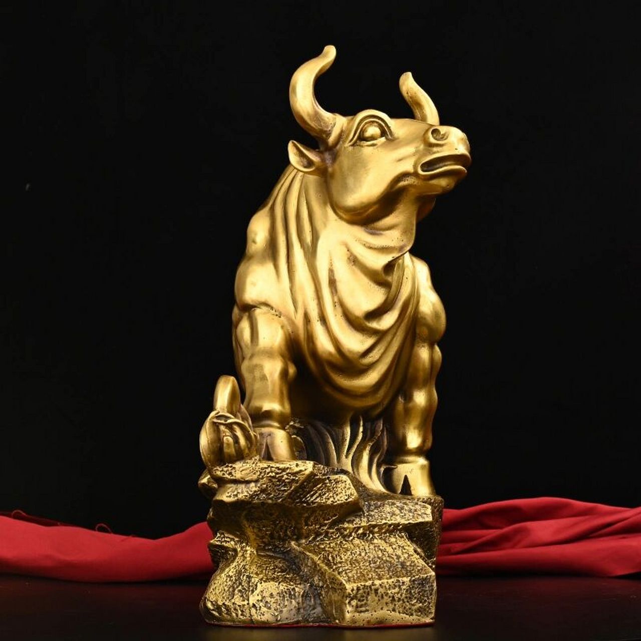 牛势如虹铜牛摆件风水孺子牛工艺品办公桌面 50厘米牛势 长48宽17高40
