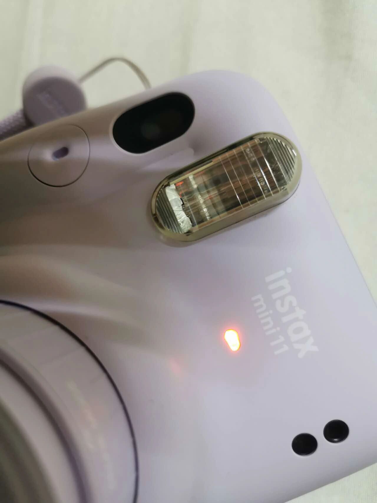 求助instax mini 11一直闪红灯是怎么