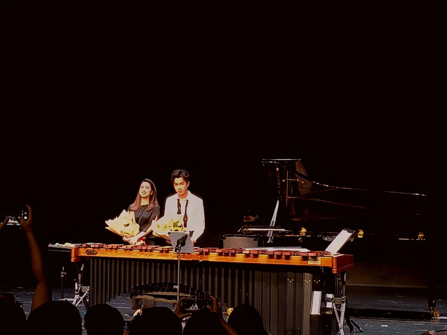 马林巴木琴太好听了 意外收获的小音乐会 演奏的小哥哥小姐姐好好看啊