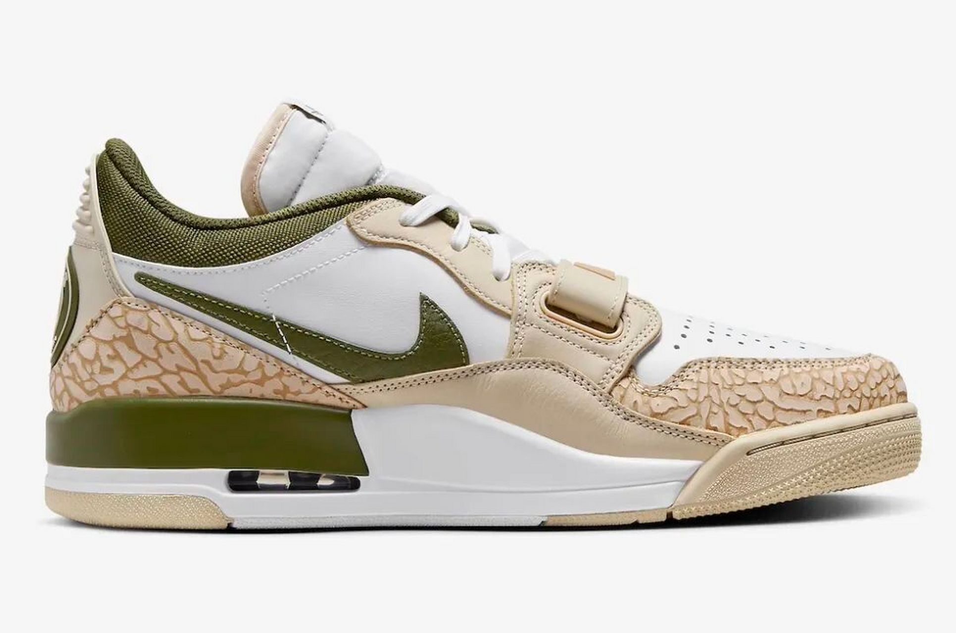 大巴黎 x aj 联名新鞋曝光!