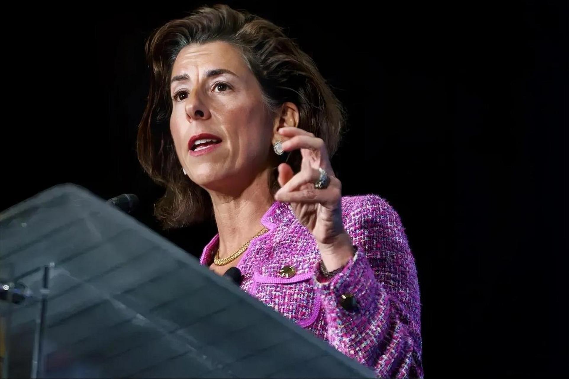 美国商务部长雷蒙多7月26日指出,华府寻求"缩窄"对中国先进技术的销售