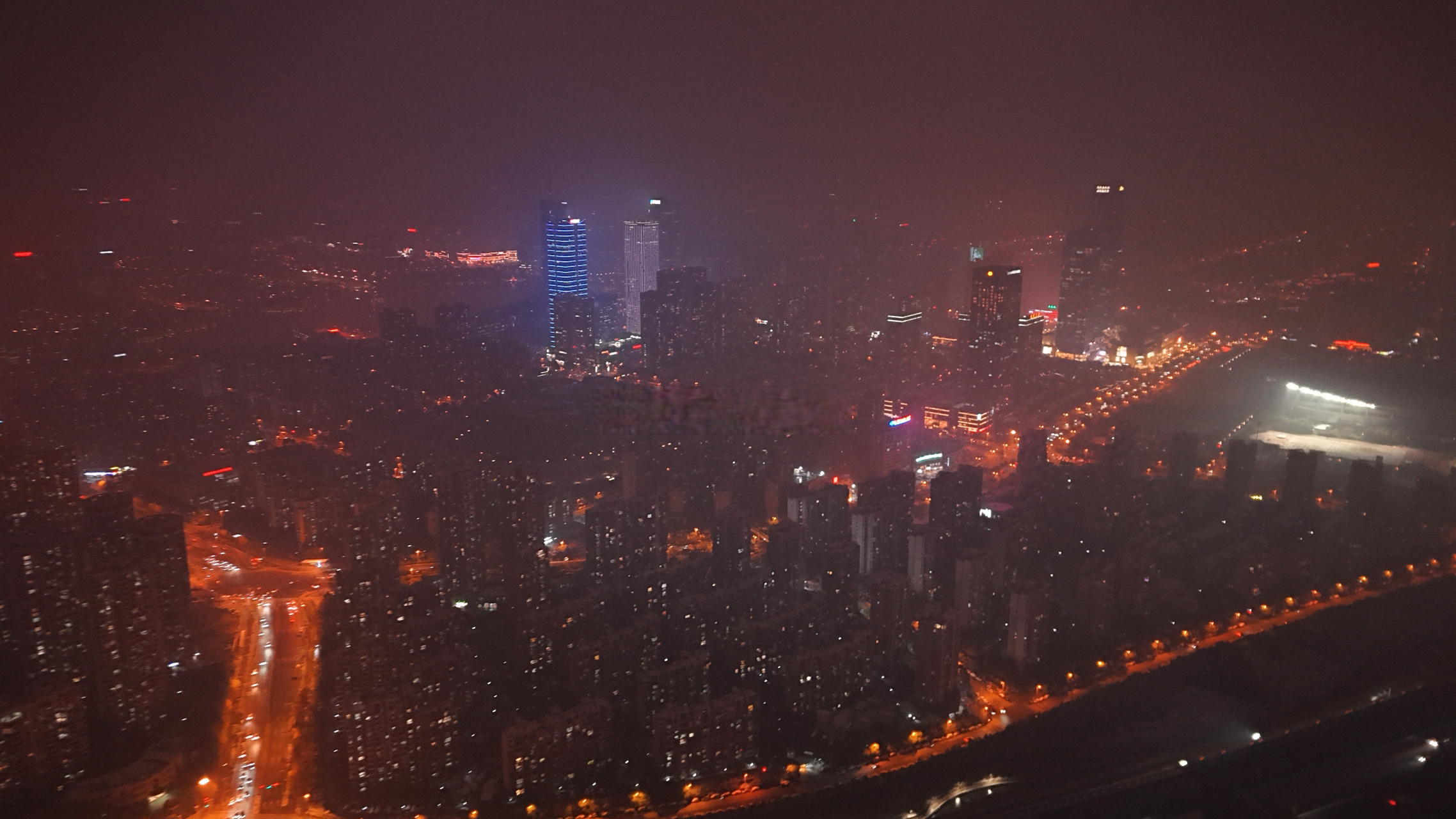 雪后的合肥城市夜景航拍组图,沿着翡翠路,金寨路,能看到政务,经开的