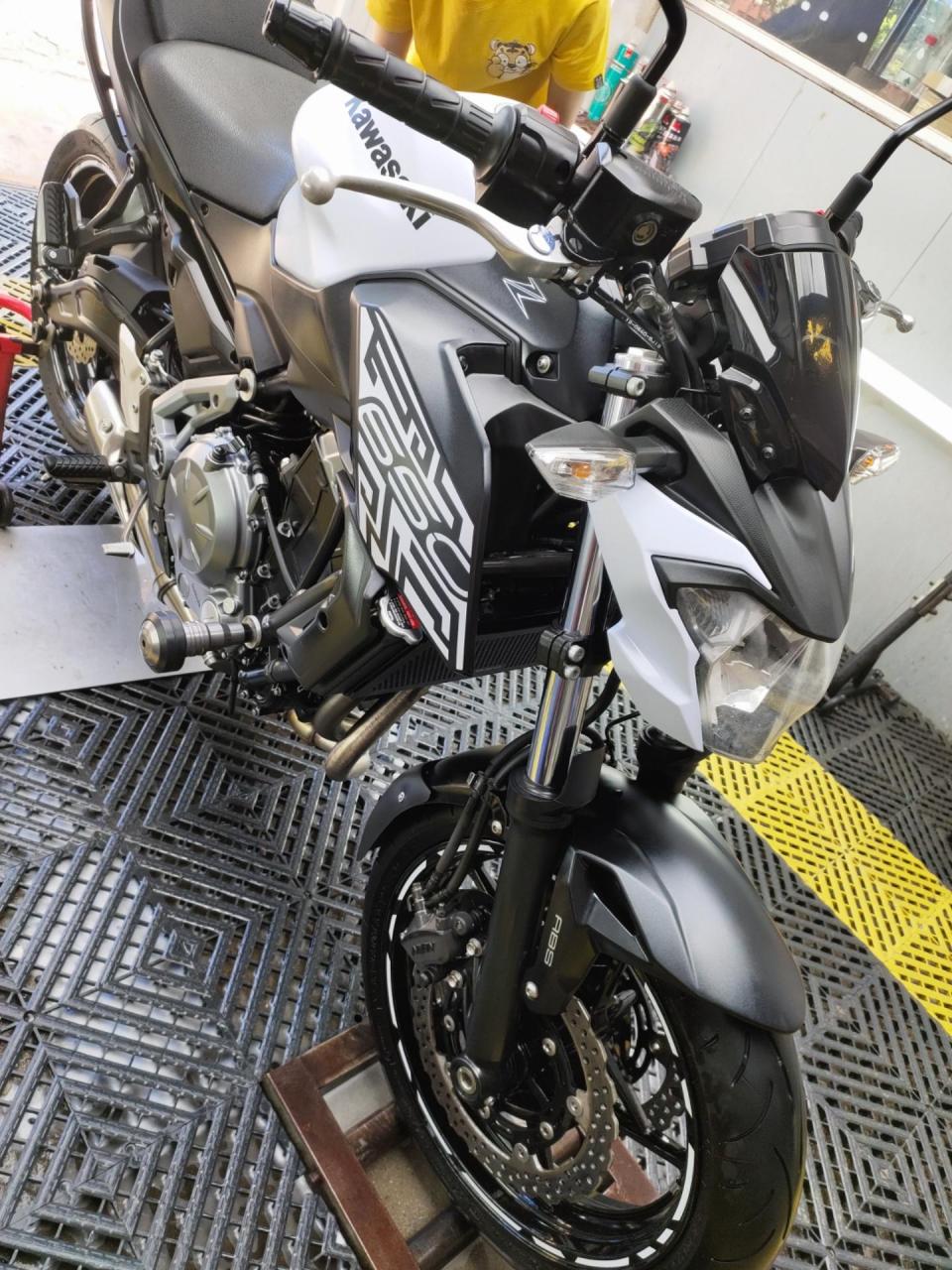 老川崎z650精洗,加腐蚀翻新.