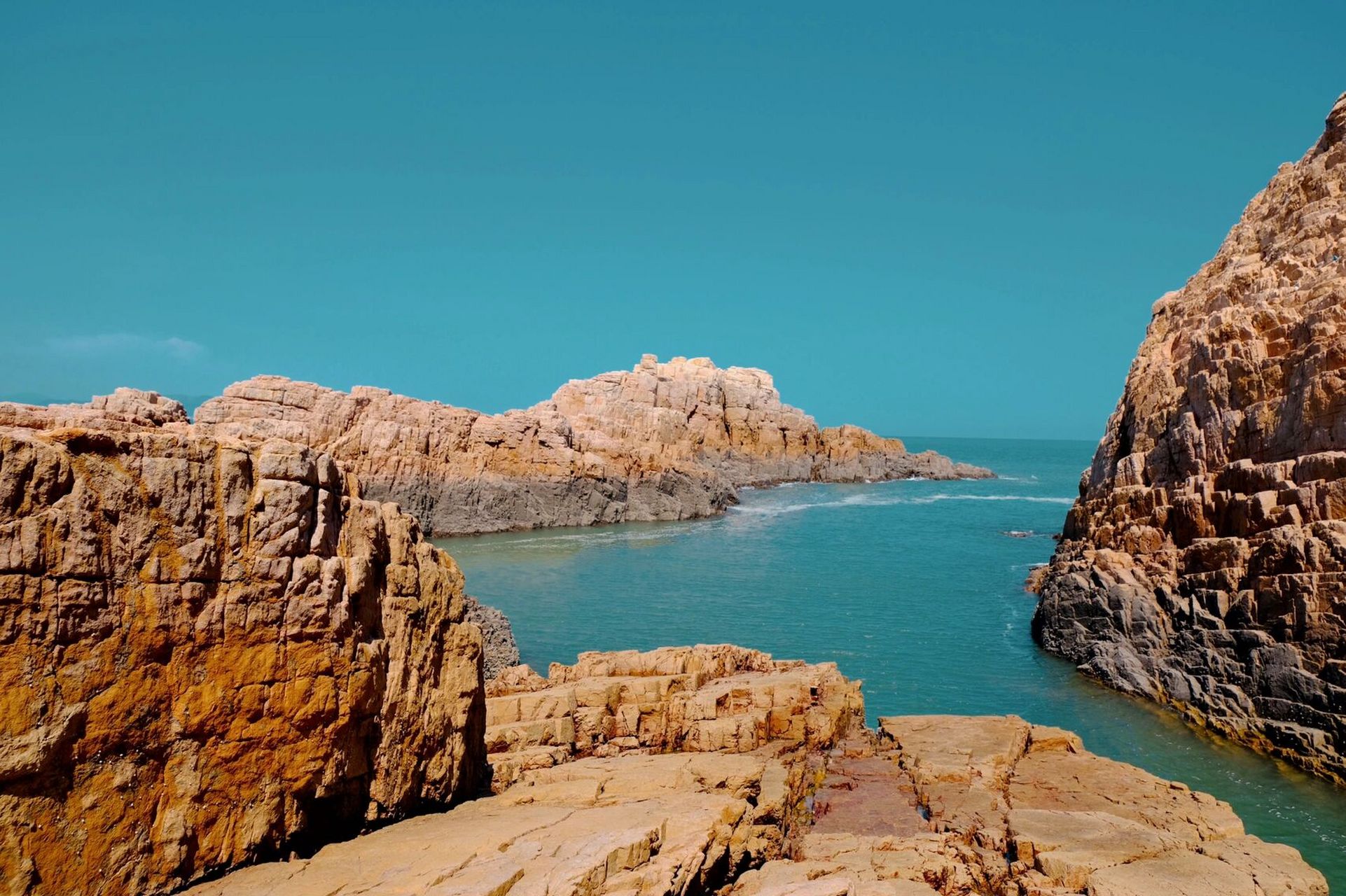 宁德霞浦海尾角礁石群"迪拜塔" 拍照蛮出片的,现场就还好!