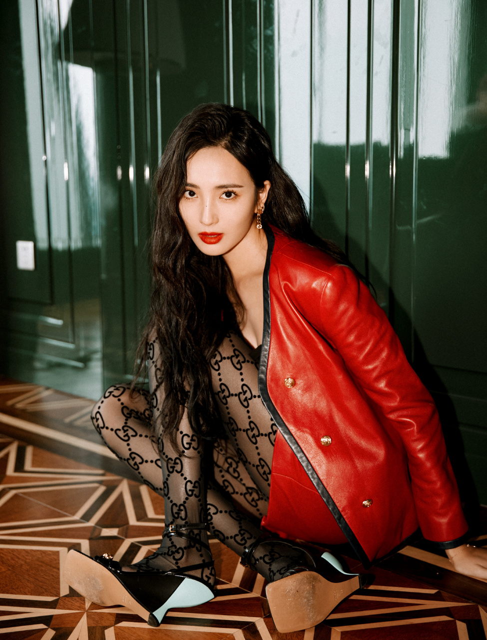 王紫璇丝袜大长腿