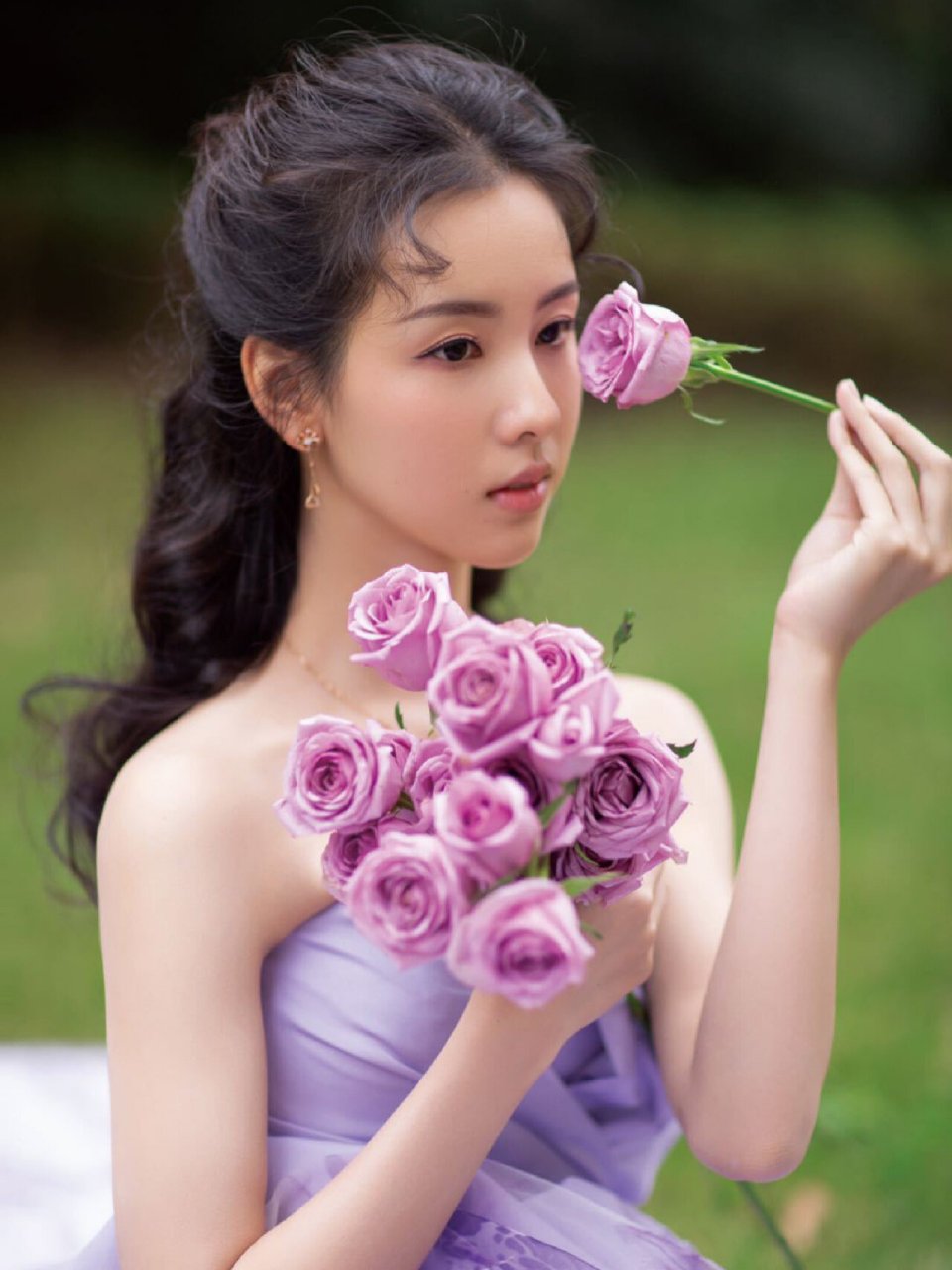 明星写真707 【陈都灵】 参考元素: 外景写真 公主风