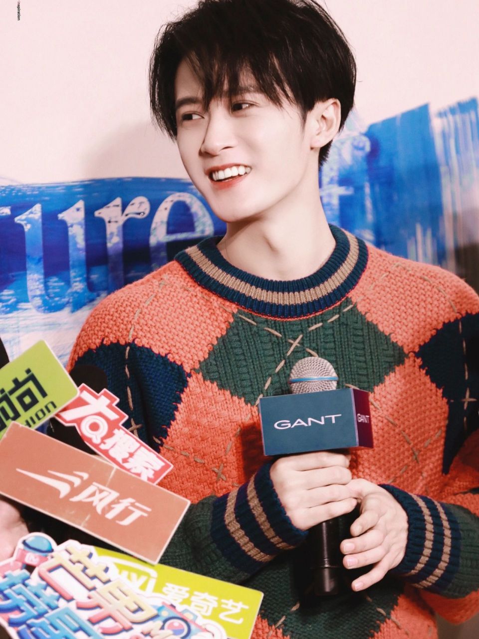 檀健次高清照片壁纸 谁不想要一个乖乖甜甜的宝贝呢～怎么会有这么