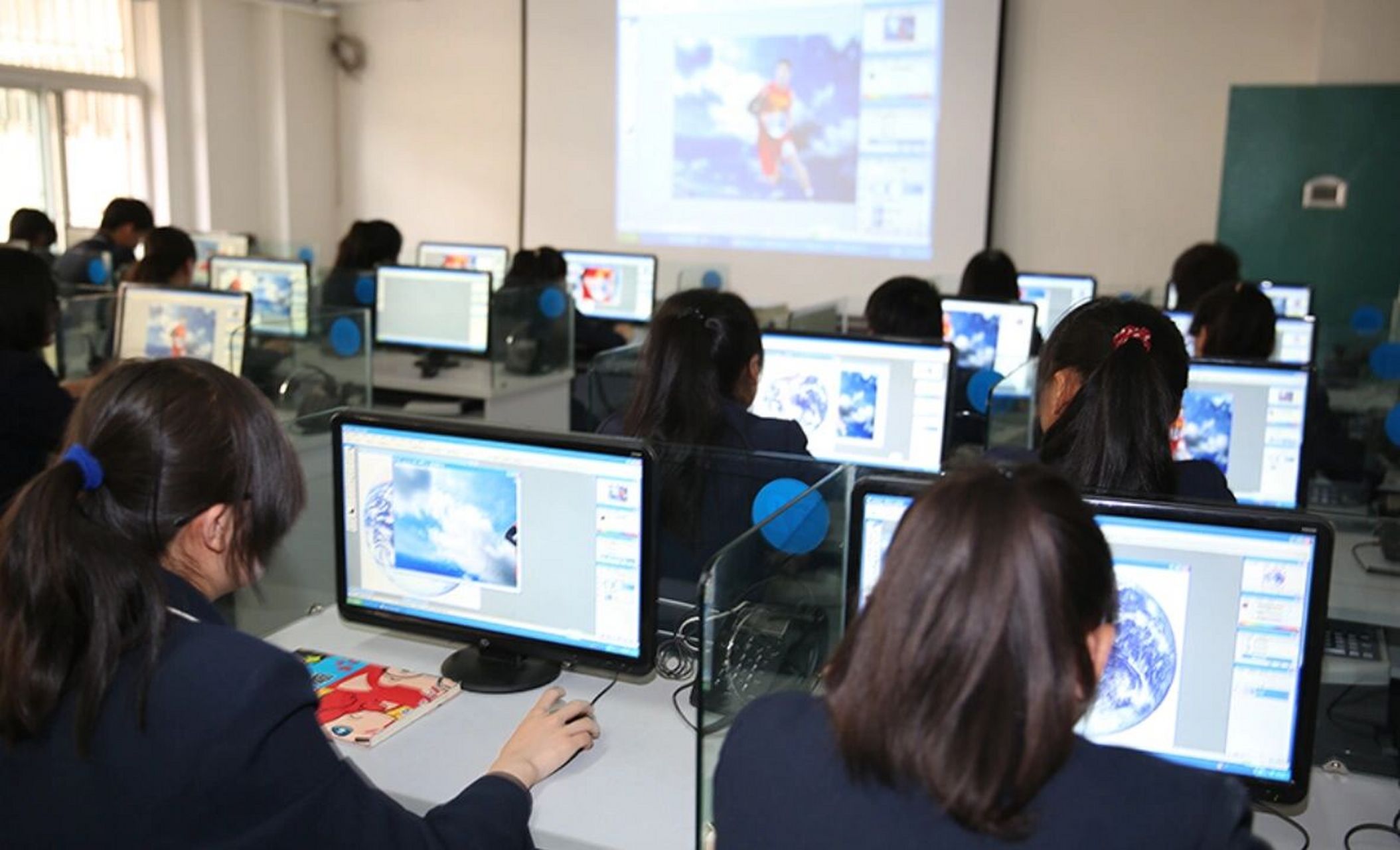 走进娄底中职学校：技能之光引领未来之路