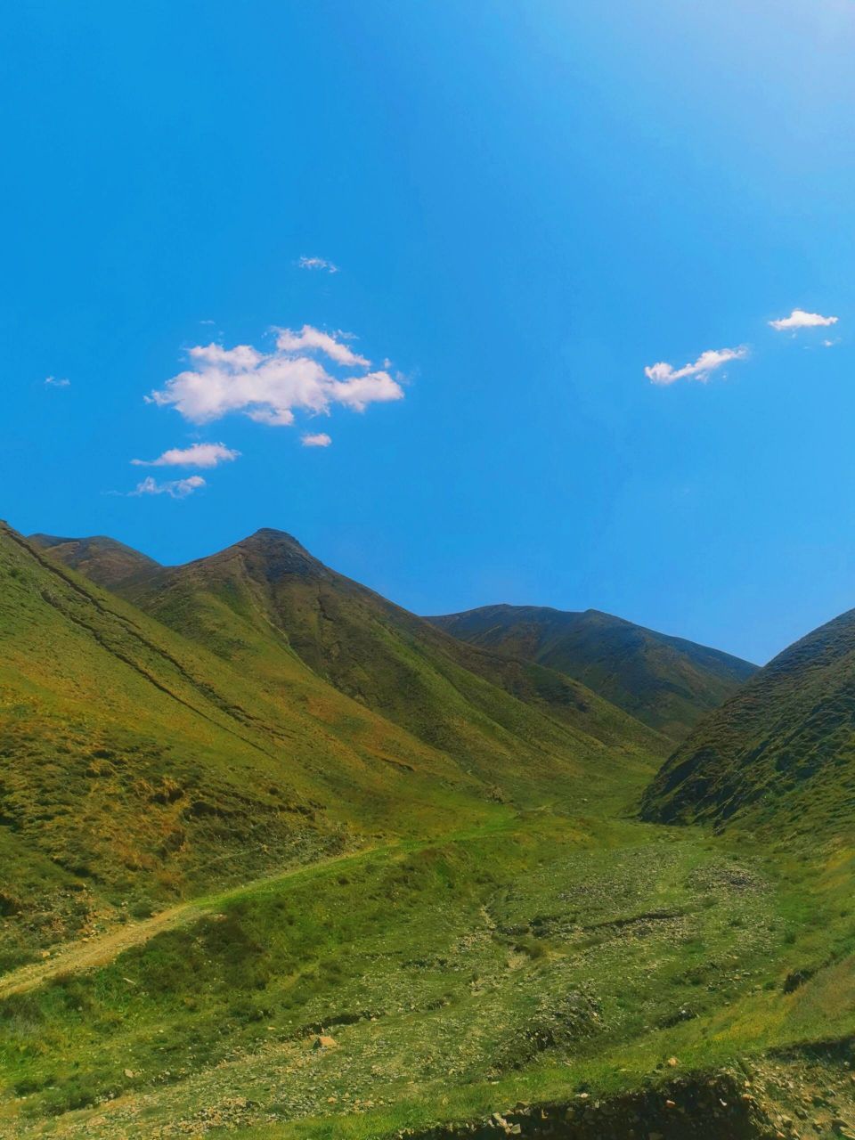 宁夏海原,人间仙境南华山 偶尔摆烂也许会开心很多