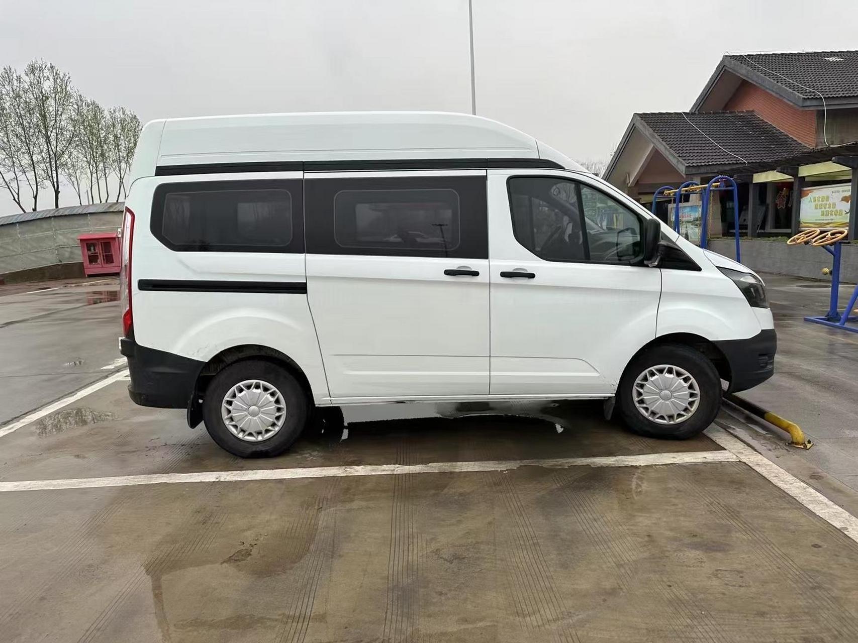 出售:一手户,2018年福特全顺,6座,2.0t柴油