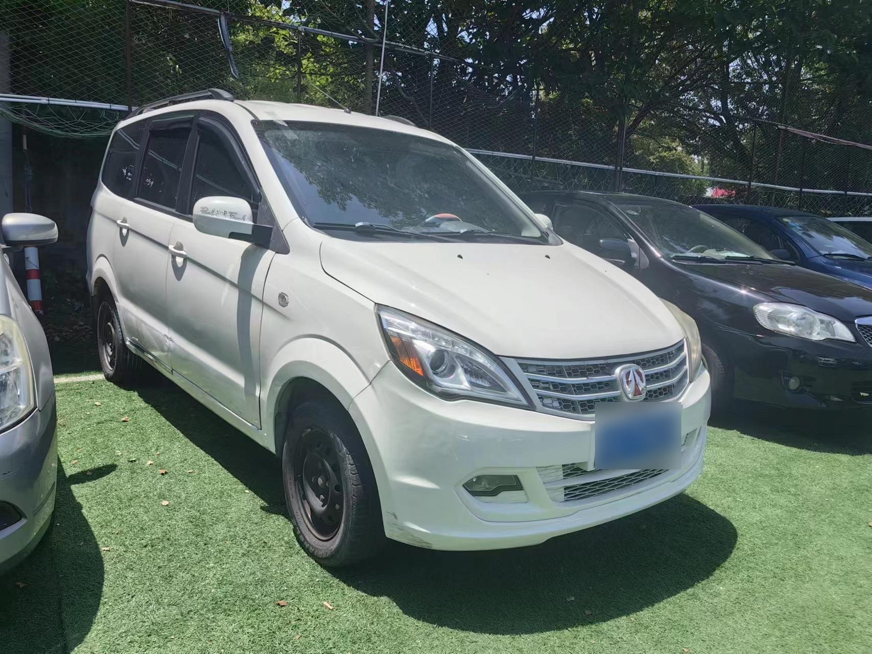 新到一台15年北汽威旺m20面包车 五门 七座 1.5排量 个人一手车.