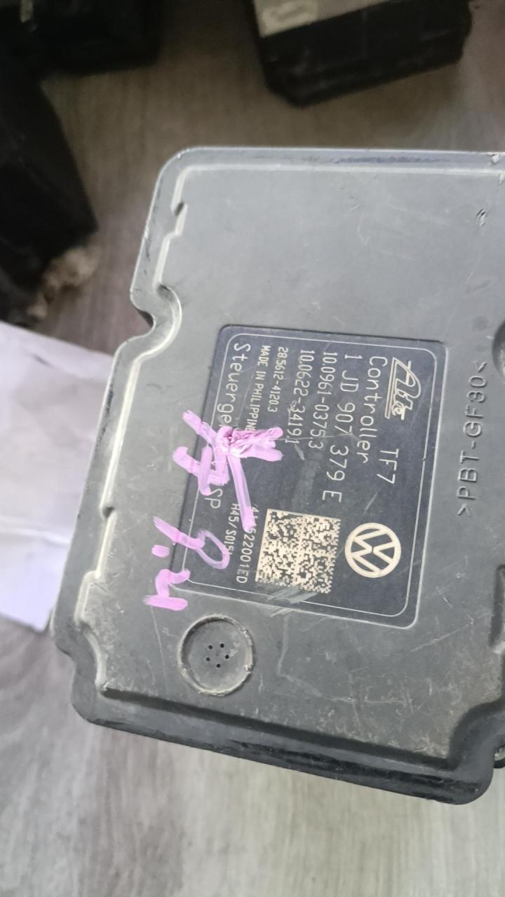 14款大众朗逸纯拆abs泵安排发出.