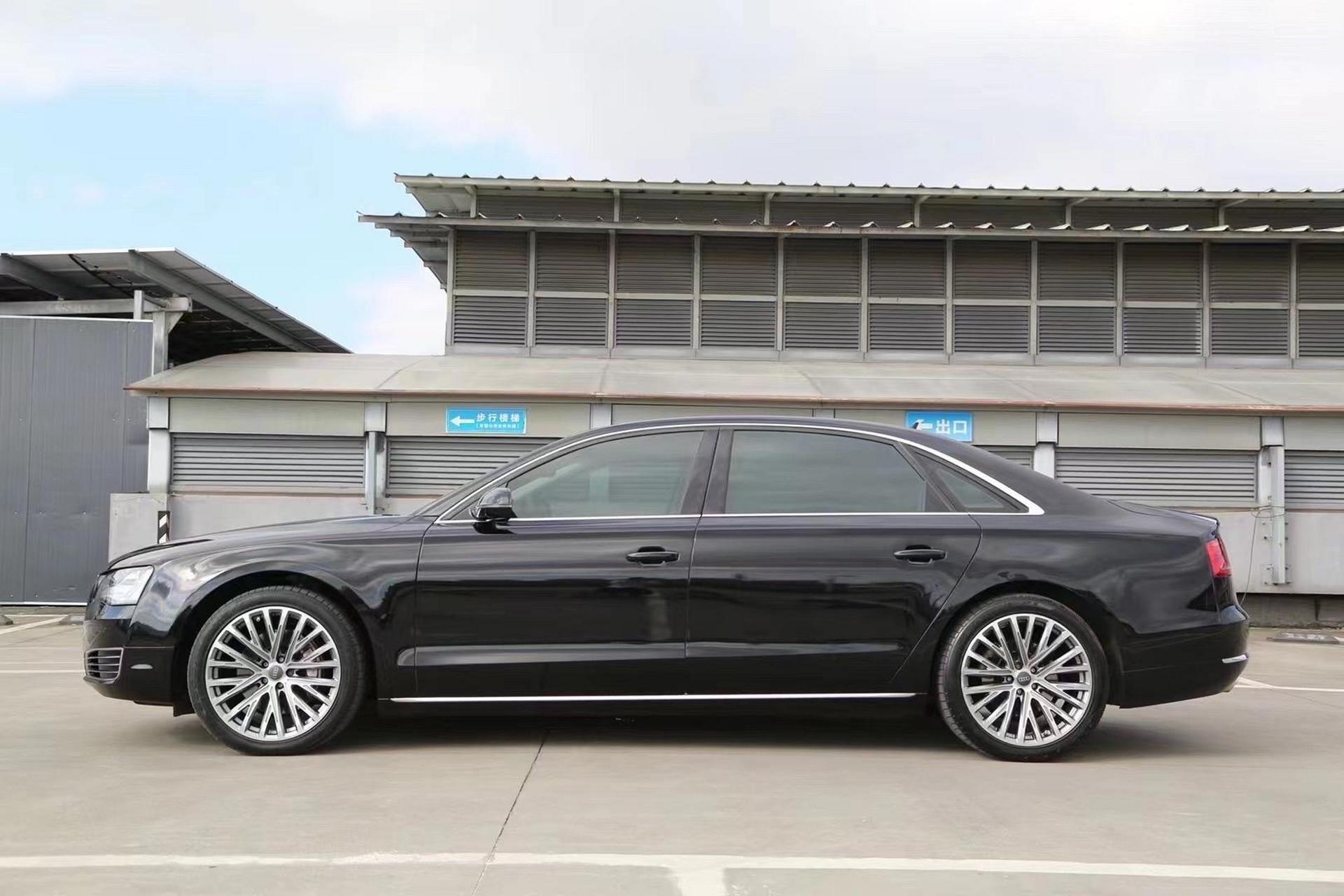 个人一手奥迪a8四座版·实表8万公里.