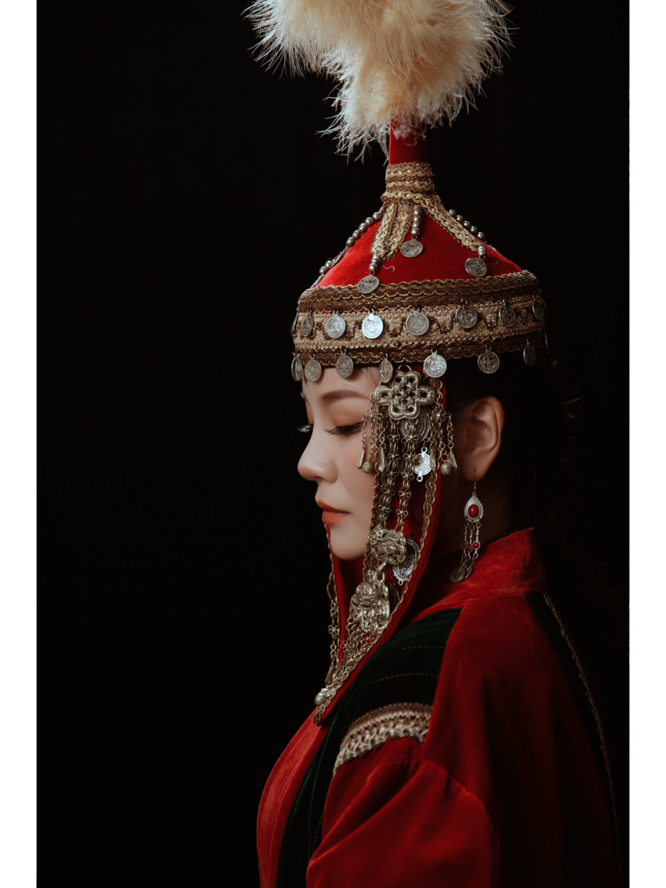 298元6张精修,想减肥成功后,带着老公来一组哈萨克风格的婚纱照.