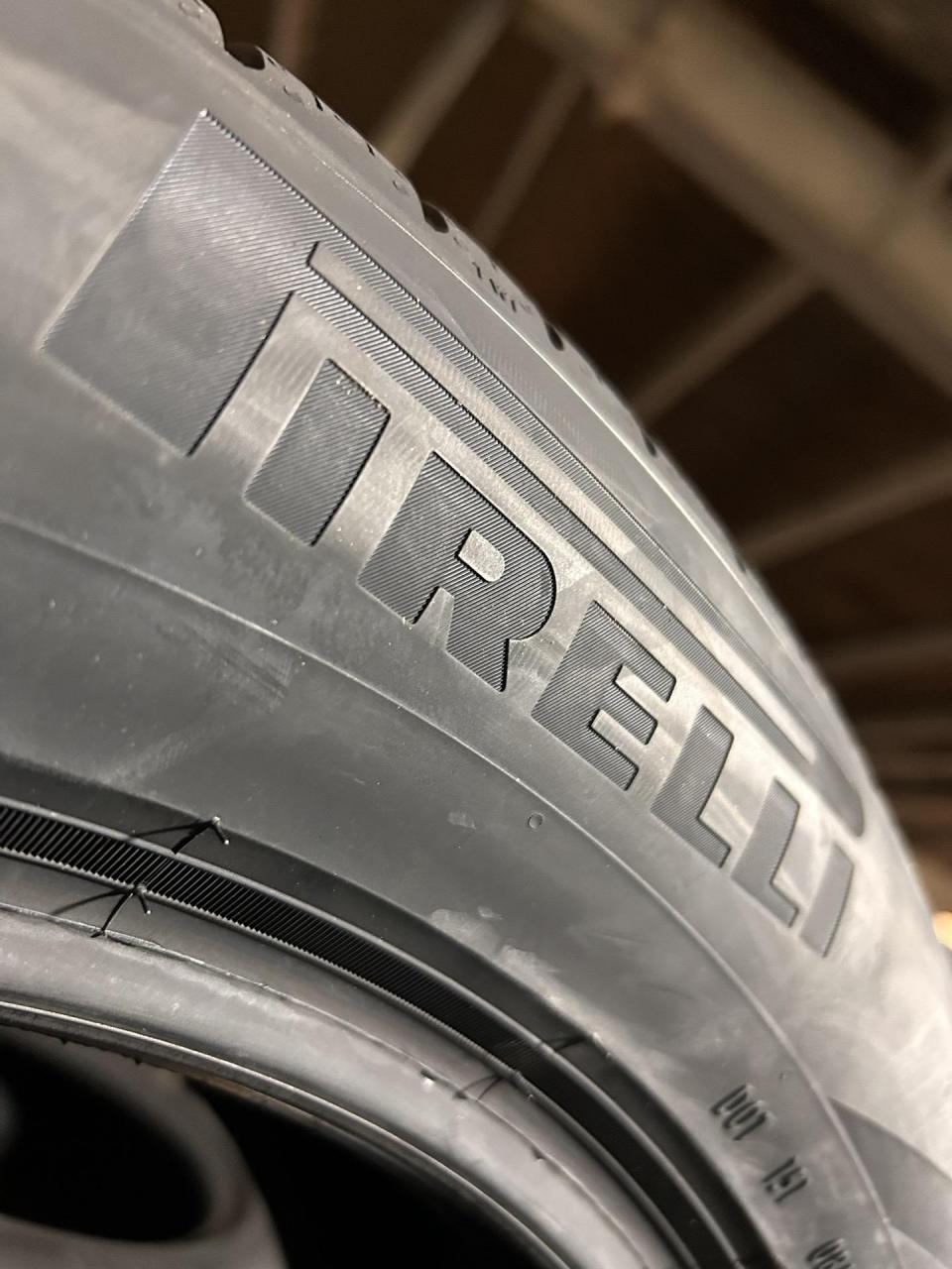 倍耐力蝎子王四季轮胎规格:2355519  vol ks车型:沃尔沃xc60原配3t