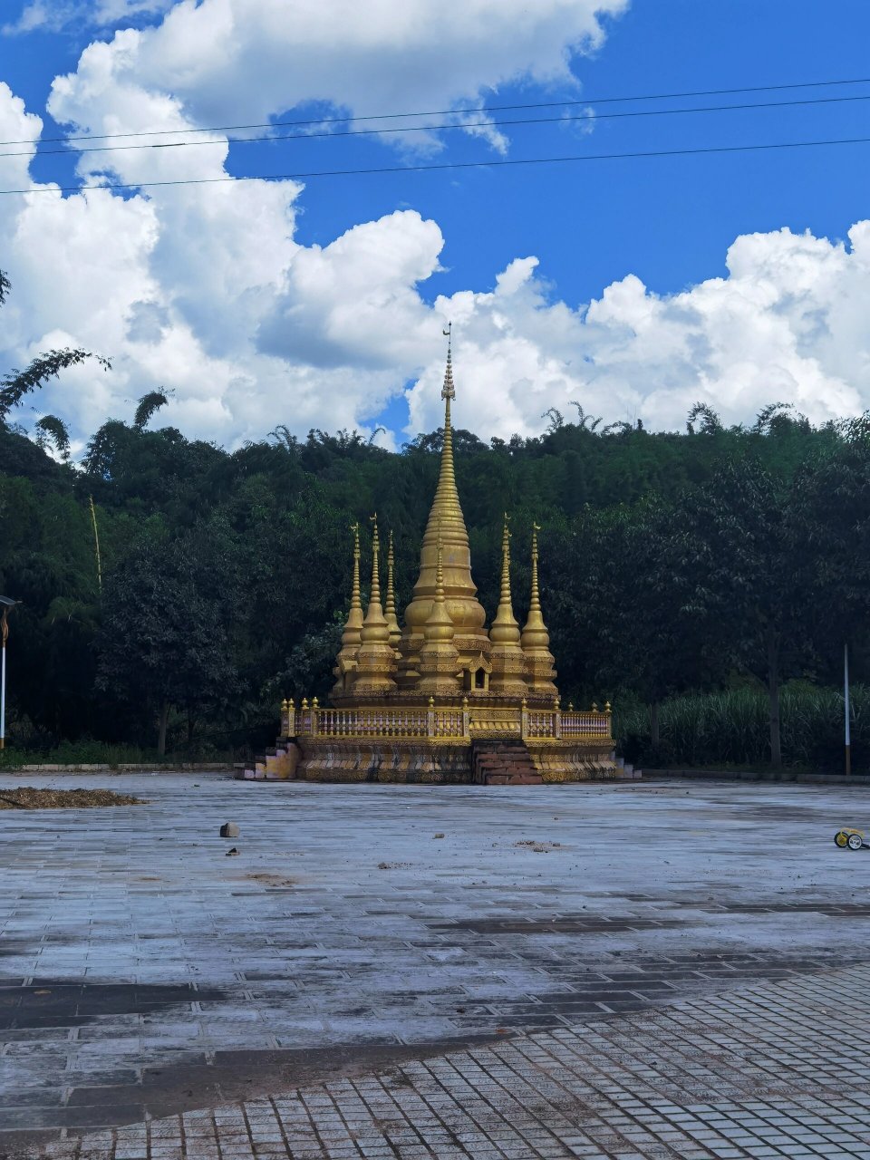 景谷国保之二:迁糯佛寺 迁糯佛寺:重点文物国保单位,位于景谷县永平镇