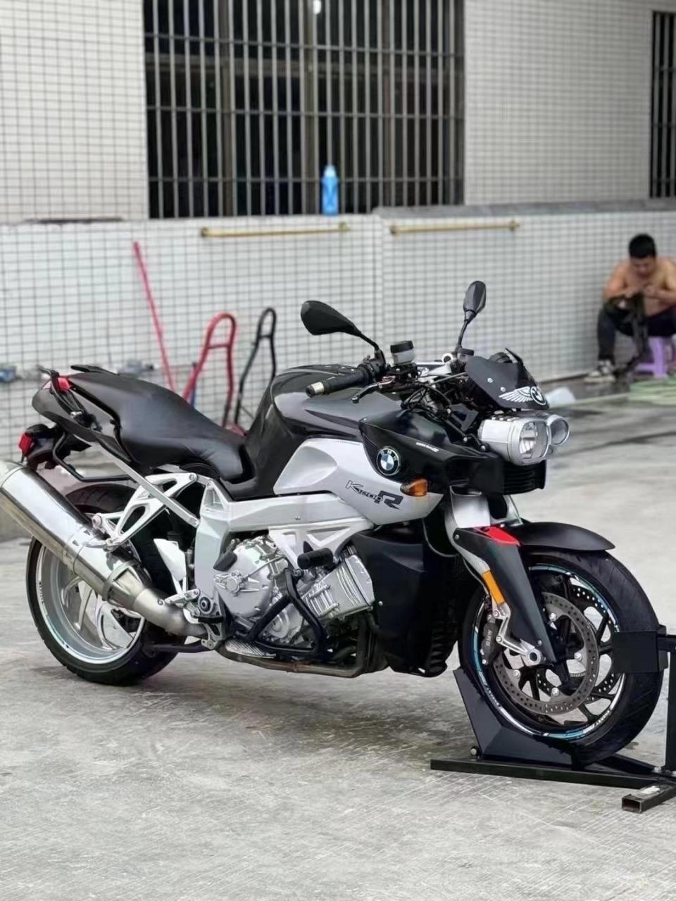 宝马k1200r参数图片