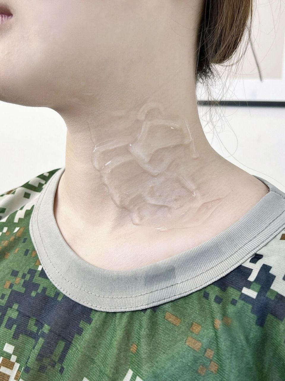 挺搞笑的!熬过军训21天一点没晒黑! 肯定有很多小伙伴开始补军训了吧!