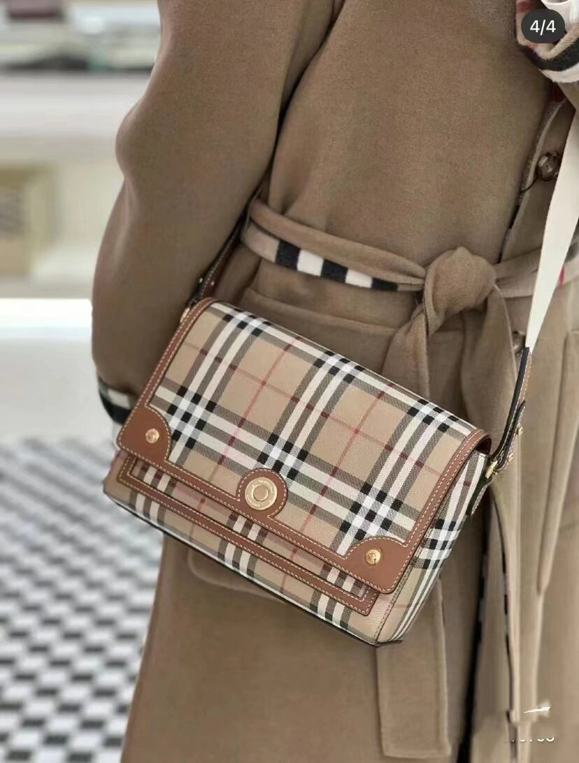 巴宝莉burberry