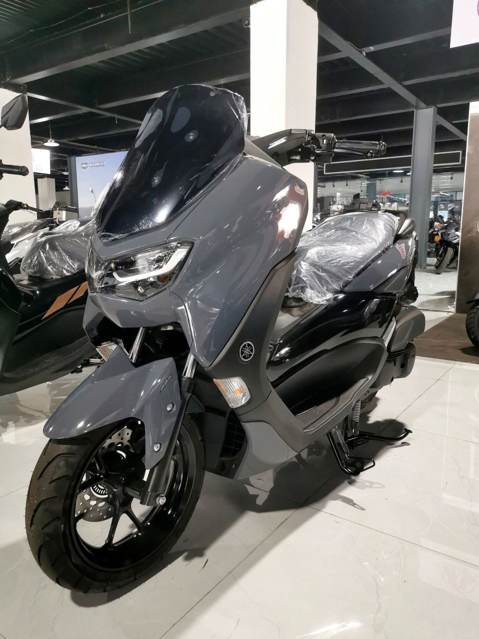雅马哈n妹155 全新现货 雅马哈nmax155 水泥灰 全新现货  进口大贸