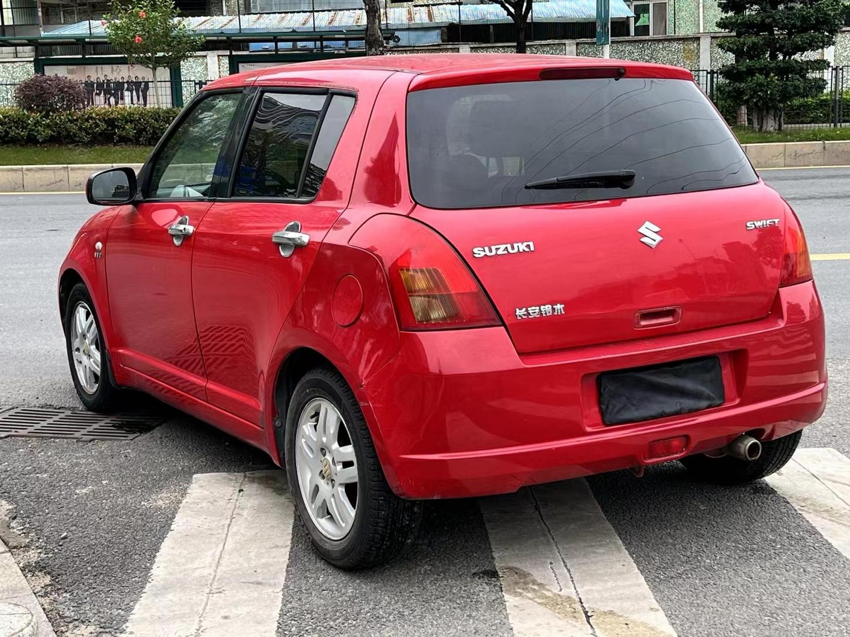 2009年铃木雨燕,自动挡1.