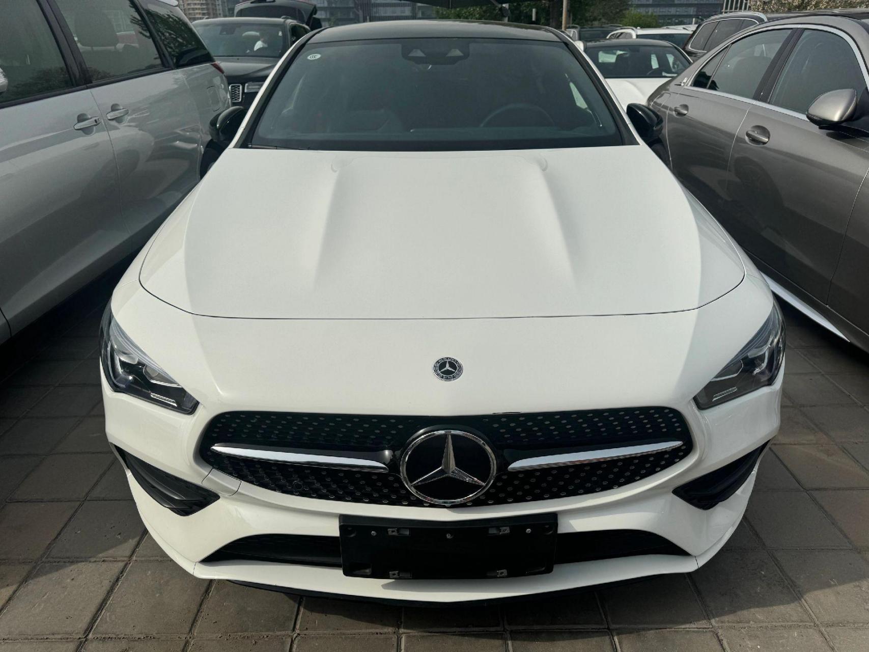 奔驰cla260四驱2.