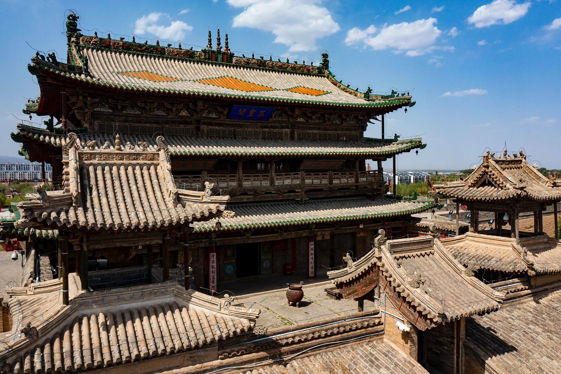 古建筑|河北蔚县玉皇阁(明) 蔚县玉皇阁又称靖边楼,建在蔚县古城墙上,