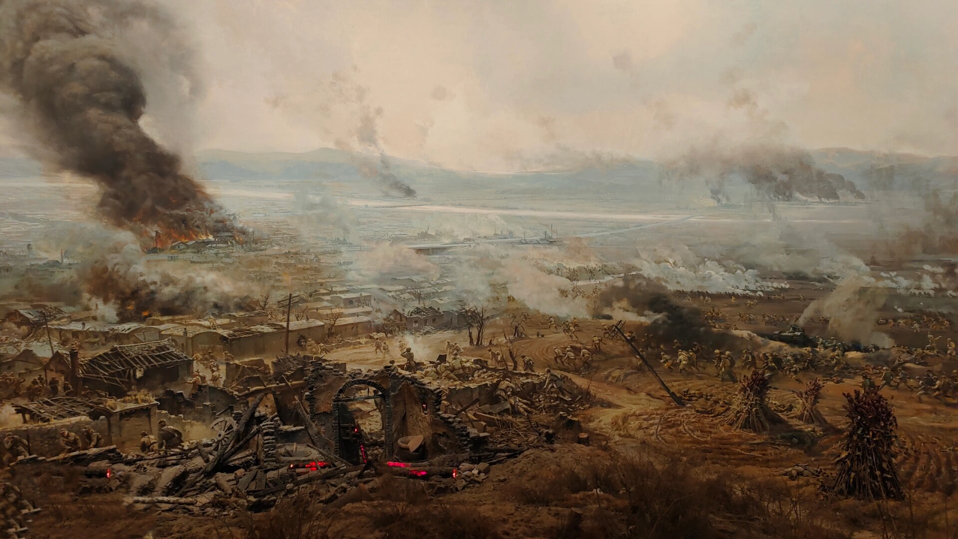 《攻克锦州》全景画馆 辽沈战役纪念馆─《攻克锦州》全景画馆是中国