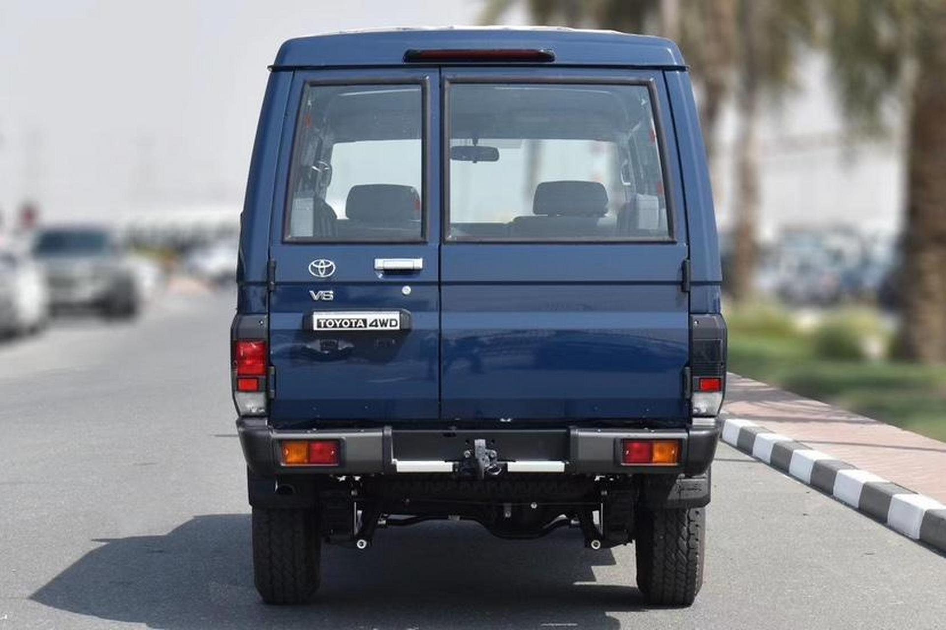 中东运兵车丰田lc78 4.