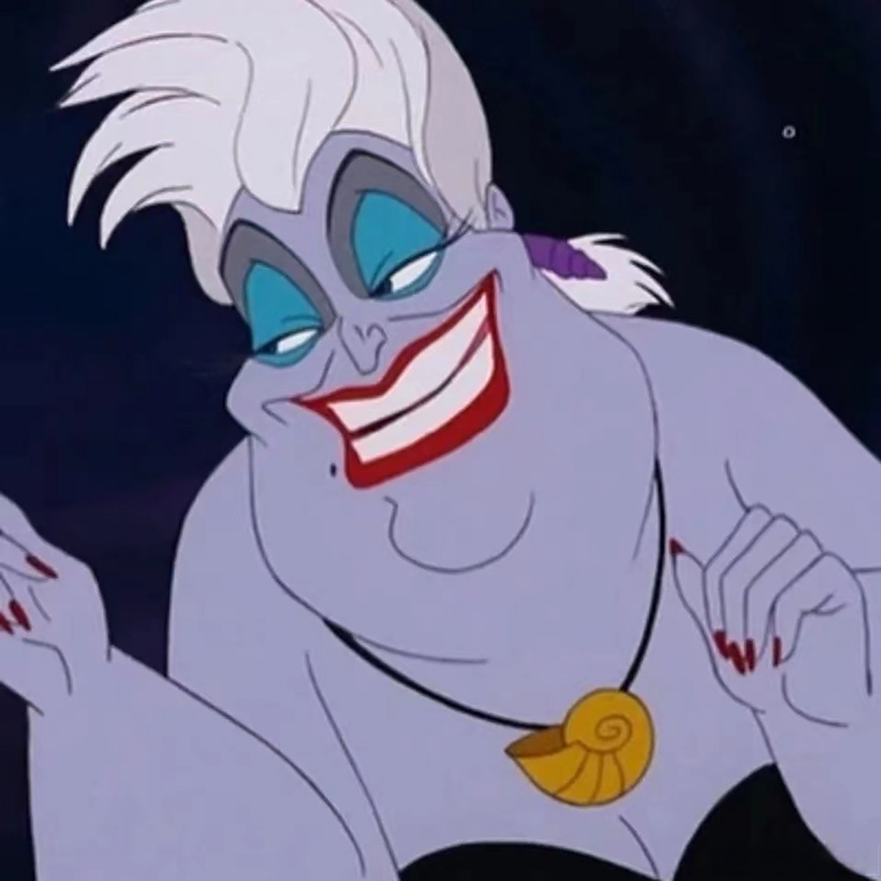 你还记得小时候看动画,被反派出场吓到的时候吗,戳下图↓一起看看