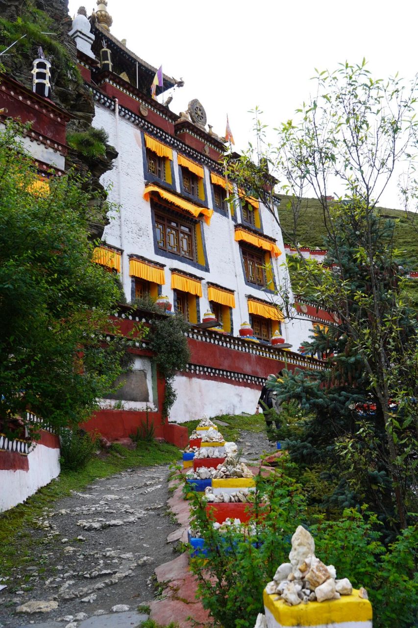 洛扎秘境-卓瓦隆寺