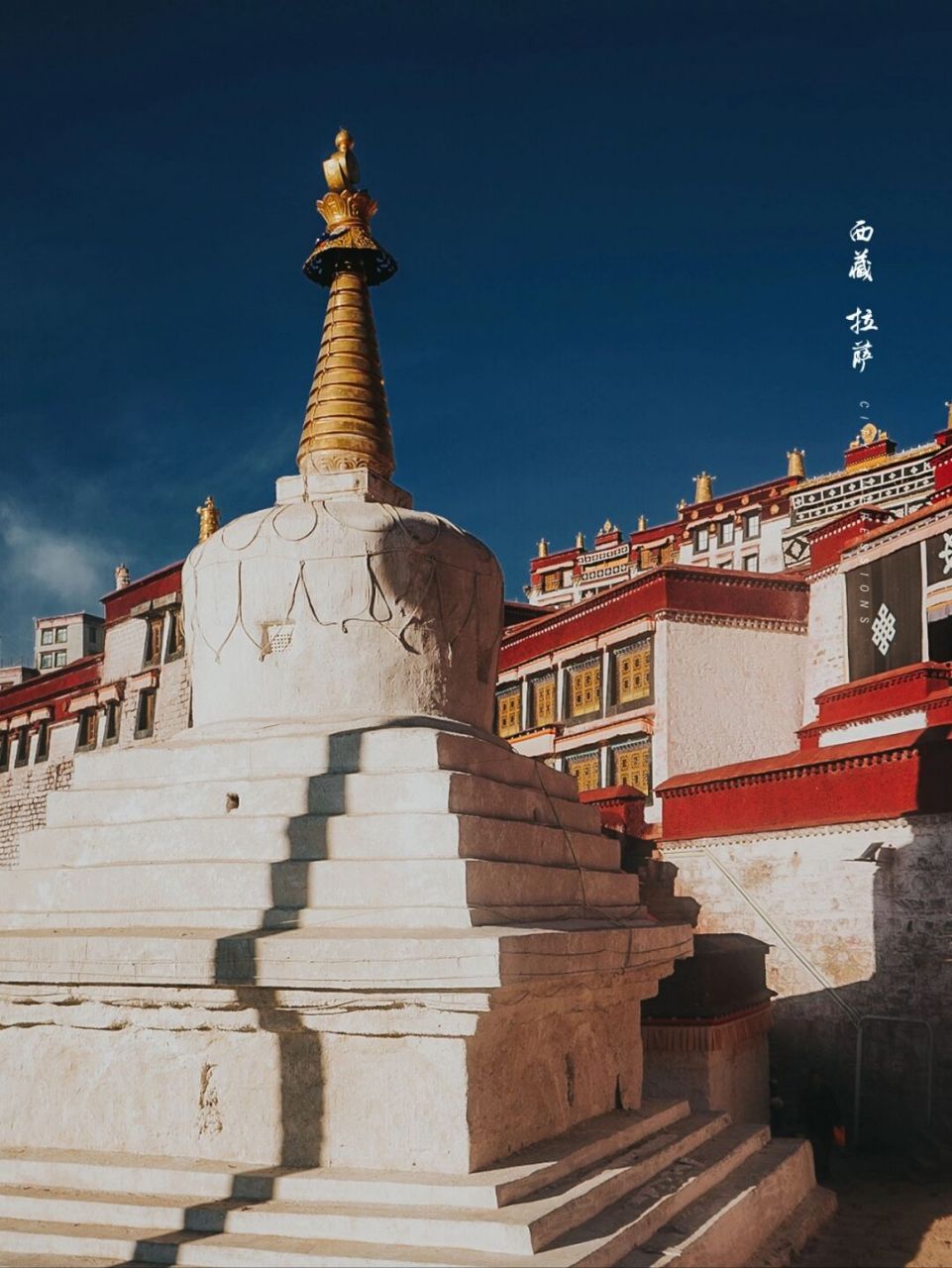 拉萨三大寺·甘丹寺|跟着本地人朝圣·攻略 甘丹寺,又名噶丹寺,全称甘