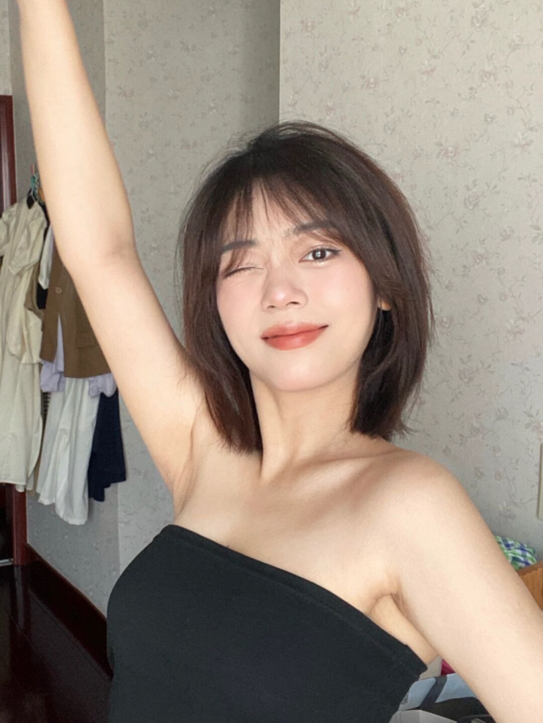 长度没有太短 还是能扎起来一个小啾啾 #女生短发发型# #日系短