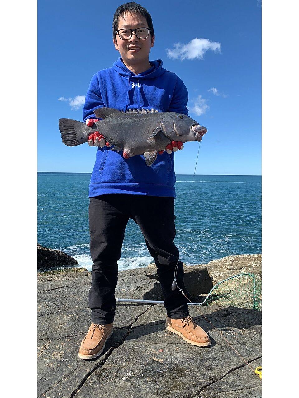第一次钓到这么大的苏梅鱼 长度61厘米,重量8斤4两,苏梅,钓到了到目前