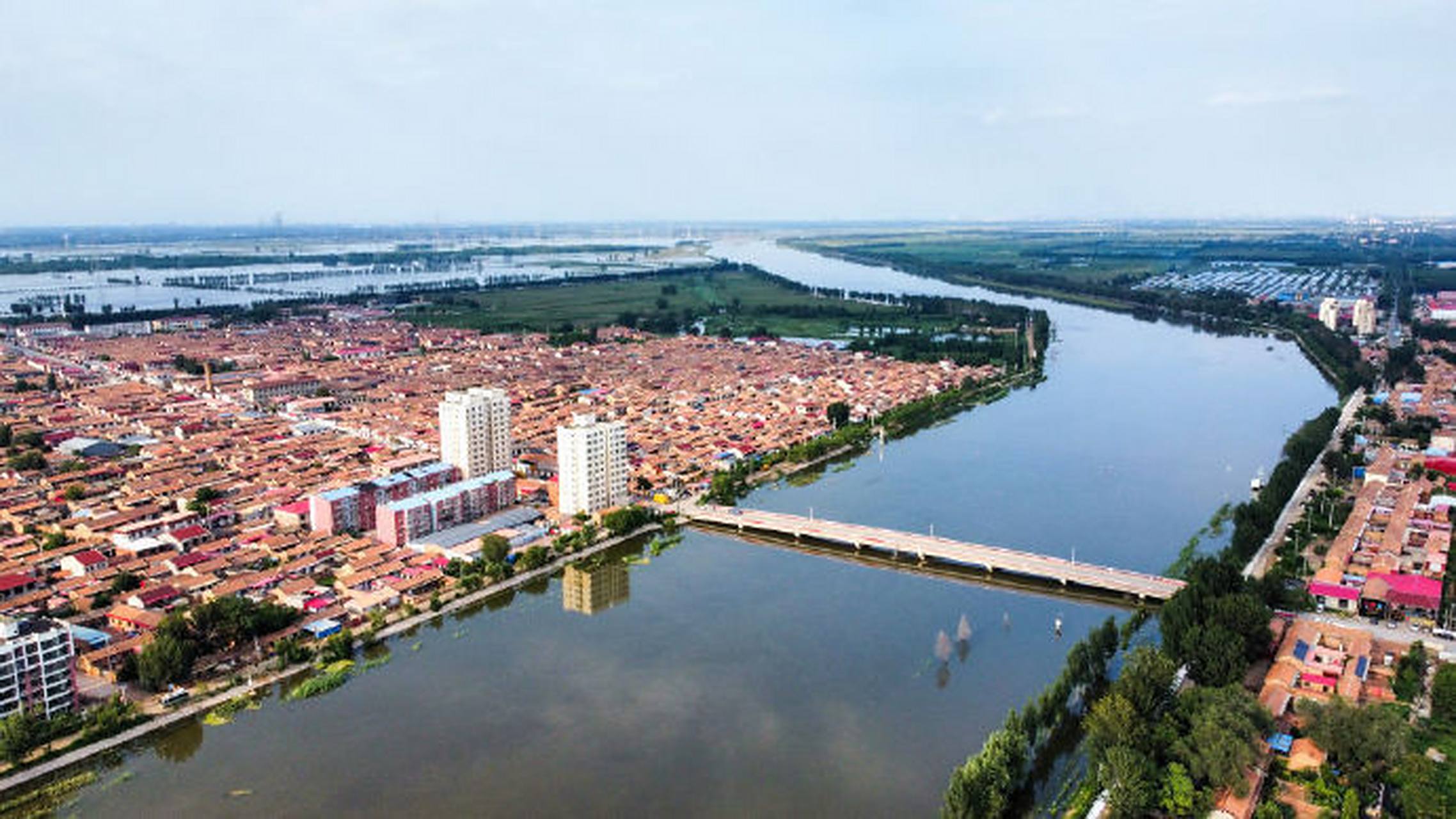 战洪峰防洪灾保安全保稳定#【独流减河水位和泄洪流量波动回落】昨日