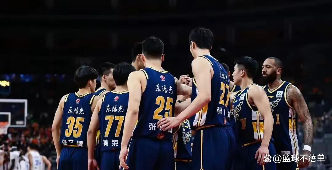 双方球队将在比赛中进行激烈角逐
