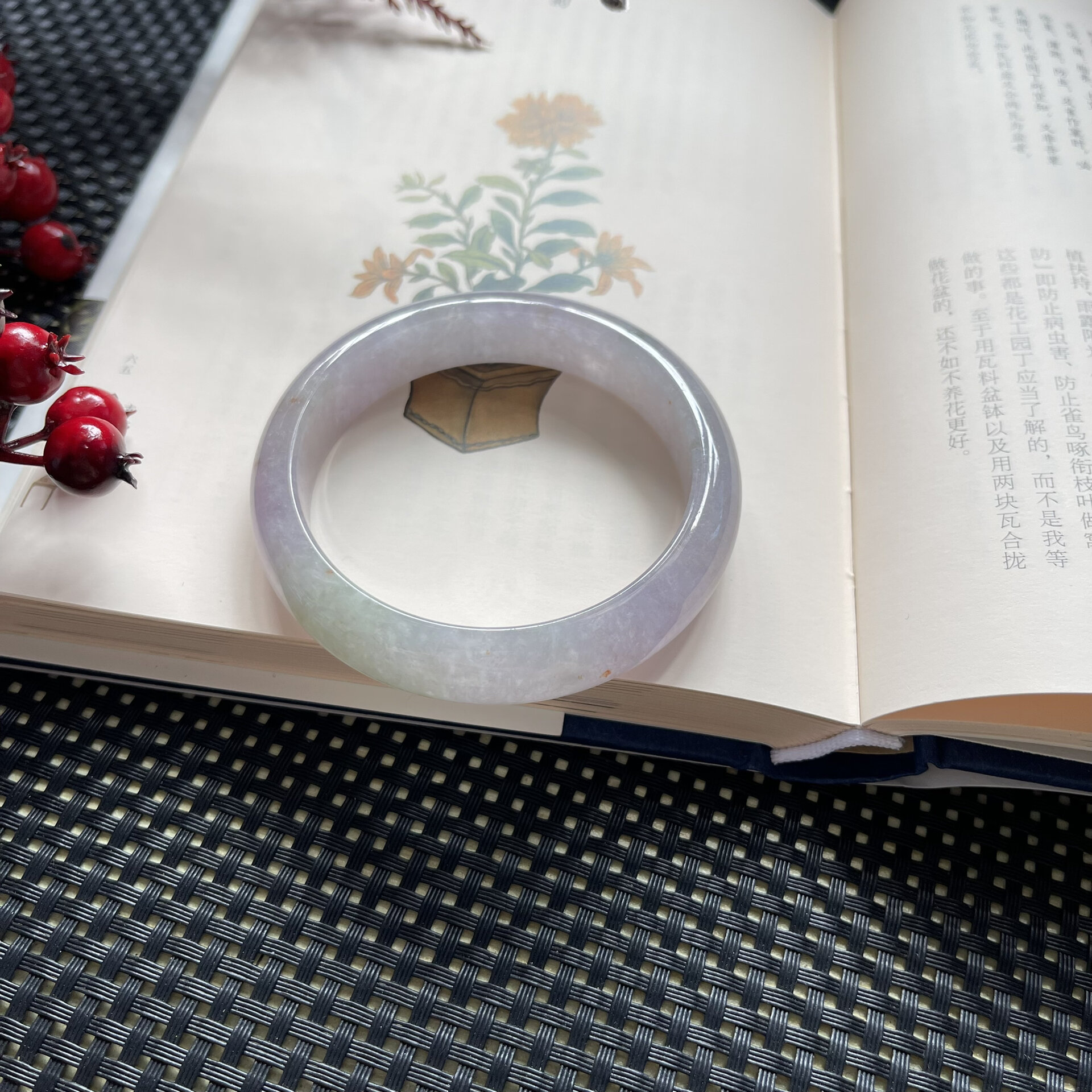 特色冰烟紫,全新可鉴赏