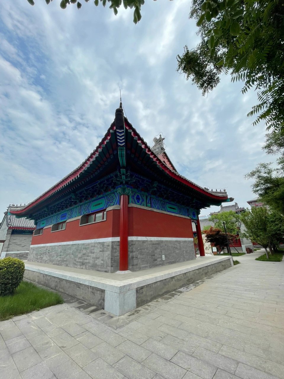 尧母园 相传,在原始社会末期,河北省望都县(原名庆都)居住着华夏民族