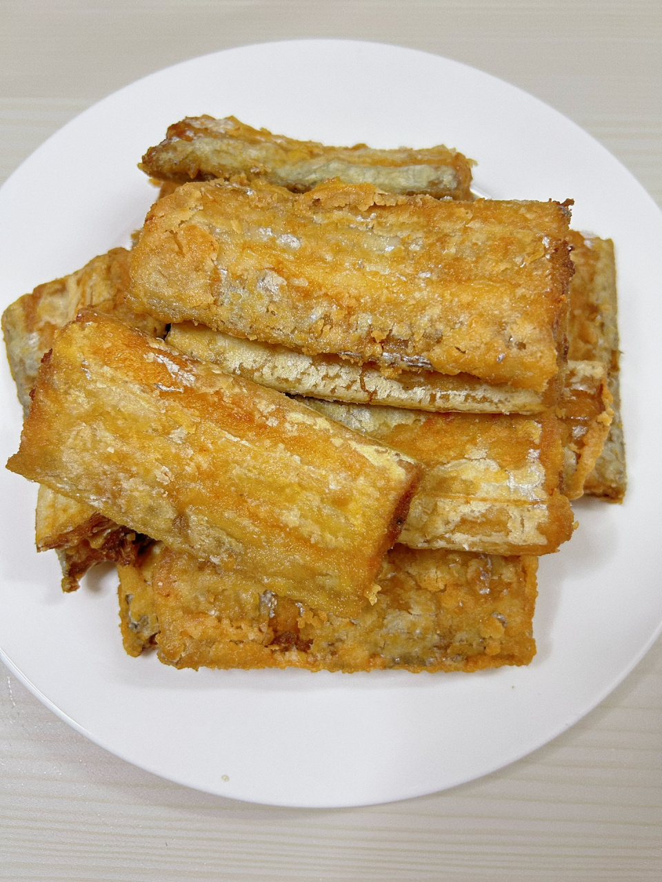 7515带鱼很多吃法,但是我家还是最爱干炸带鱼!