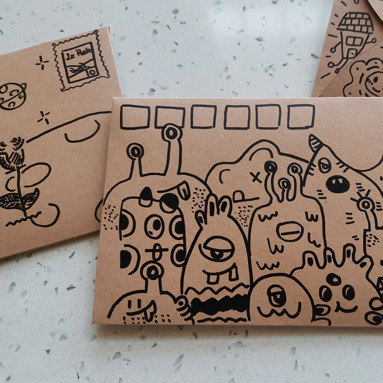 93为给朋友生日写信买了很多简易信封,看见分享贴在信封上绘画就试