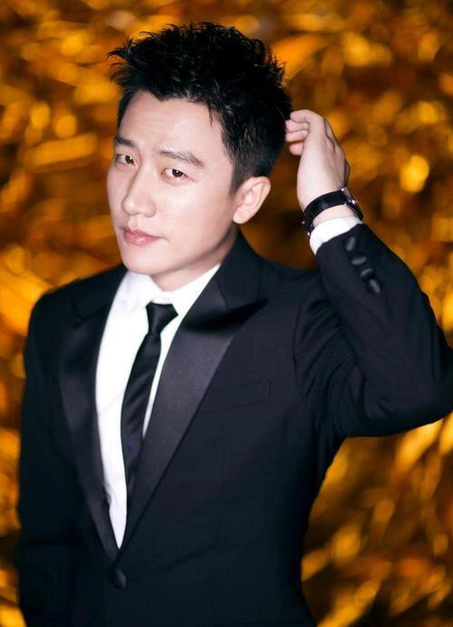 黄轩,1985年3月3日出生于甘肃省兰州市,中国内地影视男演员 黄轩,1985