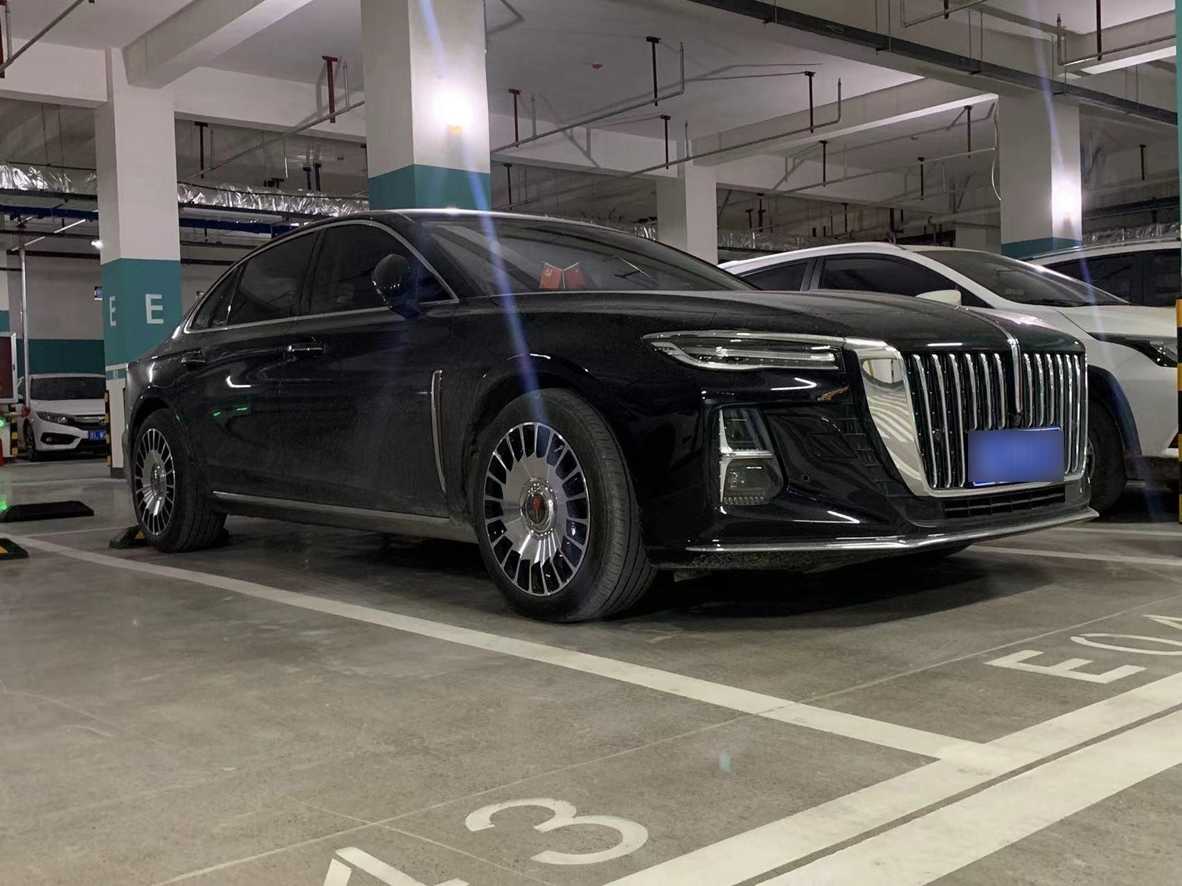 新款红旗h5升级18寸网红悬浮轮毂 完美上车 感谢山西大哥反馈效果