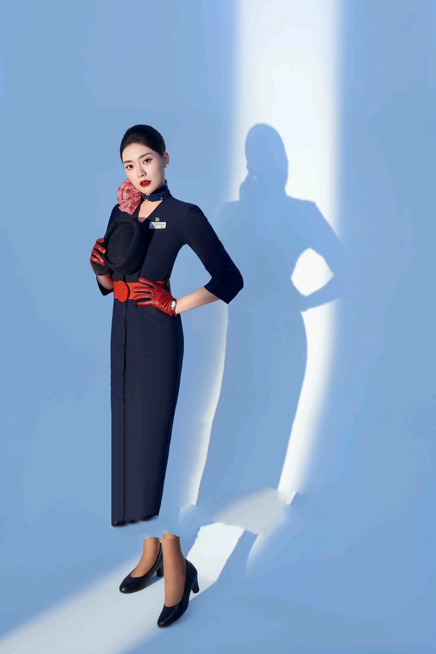 东航航空制服大揭秘!7615 小仙女们!