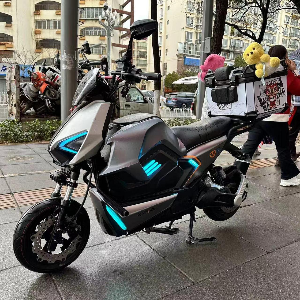 超帅新国标小猴子二手电动车来一台.
