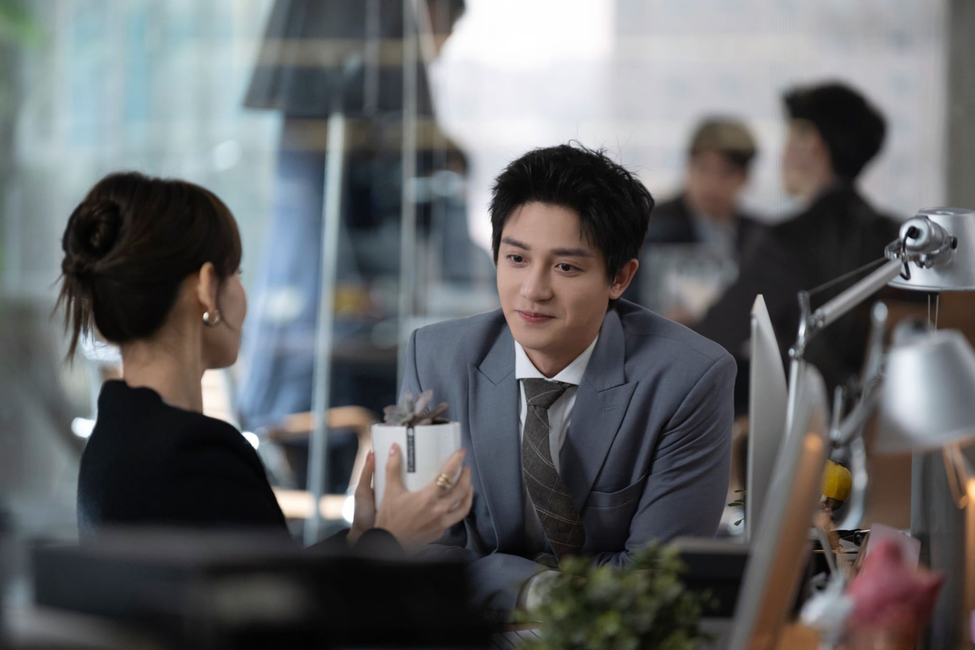 陈博豪说女生要小心明博这样的渣男